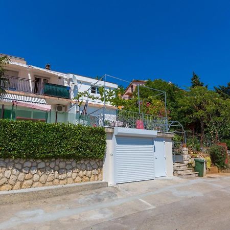 Apartments Adrasteja Dramalj Luaran gambar