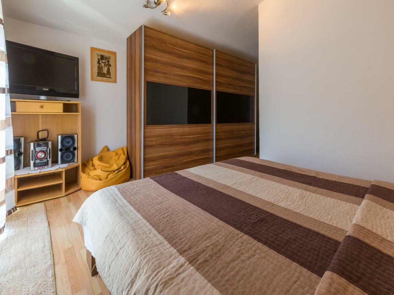 Apartments Adrasteja Dramalj Luaran gambar