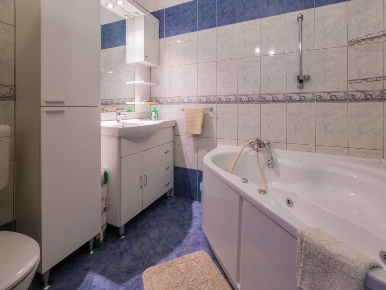 Apartments Adrasteja Dramalj Luaran gambar