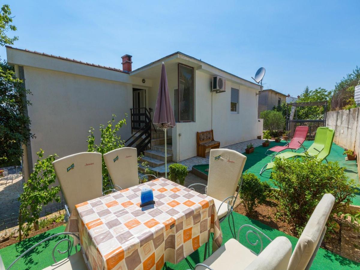 Apartments Adrasteja Dramalj Luaran gambar