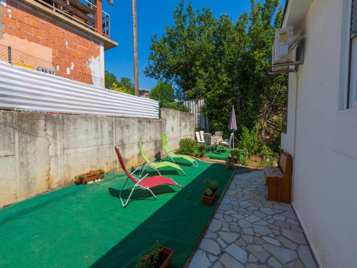 Apartments Adrasteja Dramalj Luaran gambar